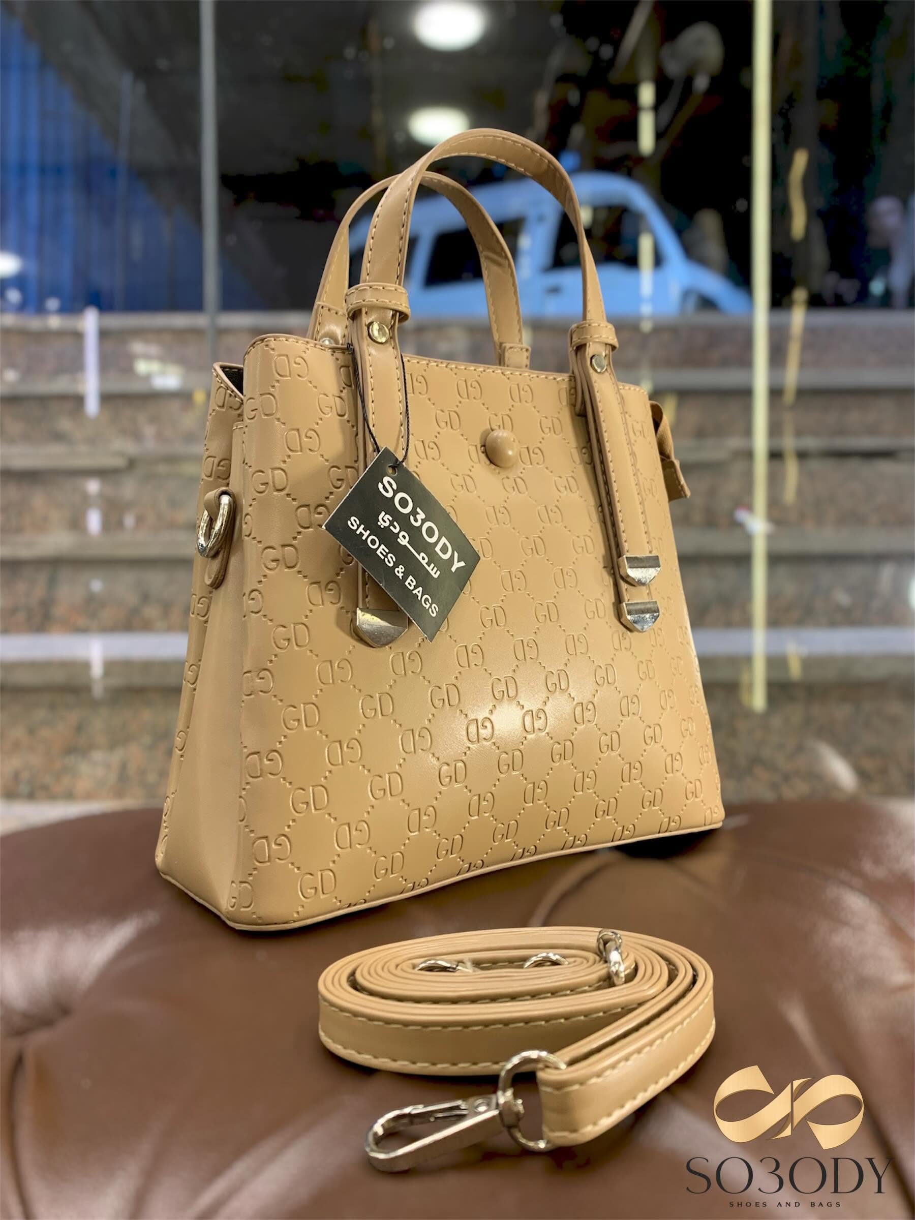GD BUTTON HAND BAG
