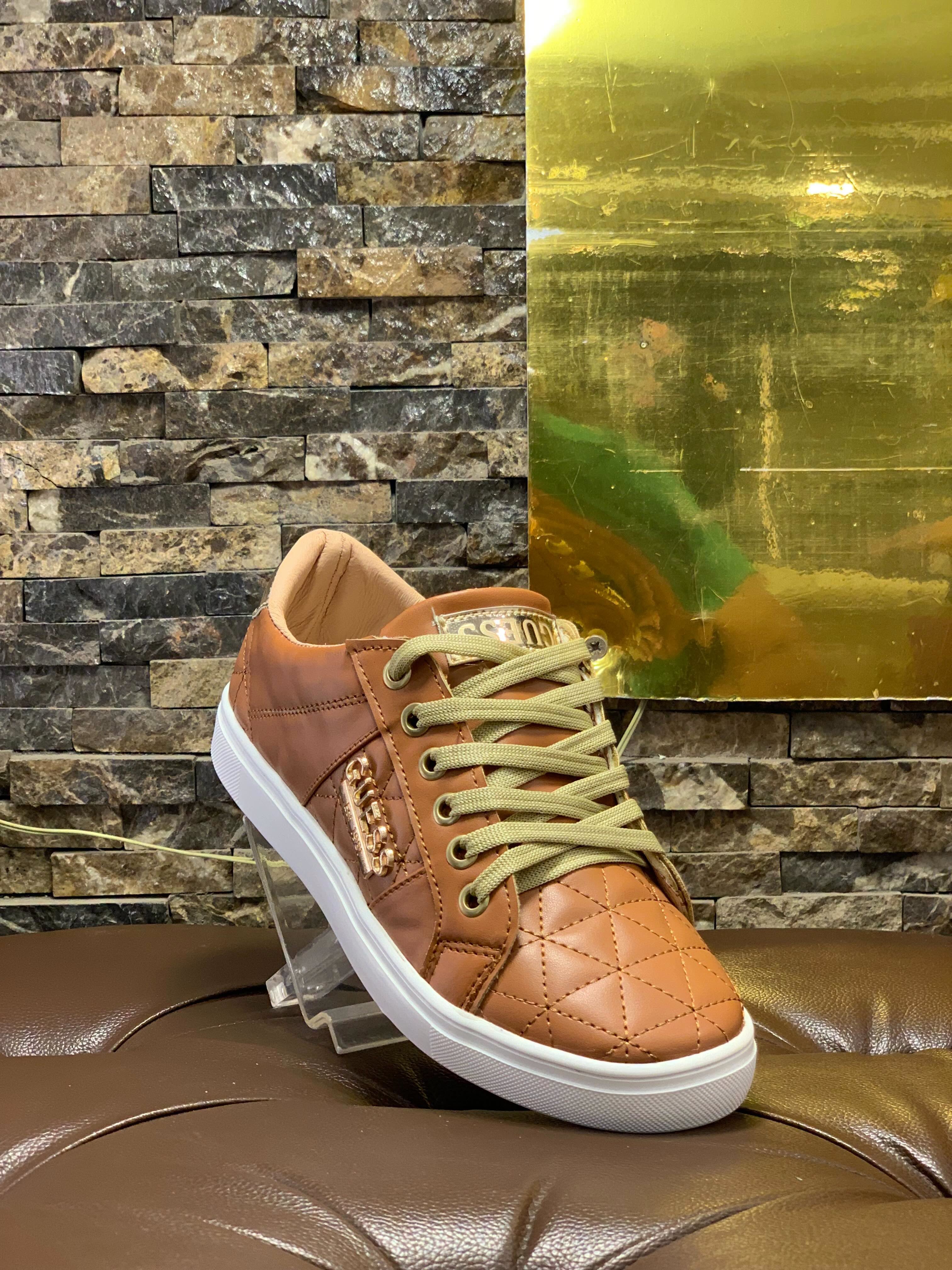 QUILTED SNEAKERS