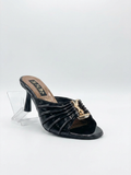 Slippers with an attractive, shiny finish