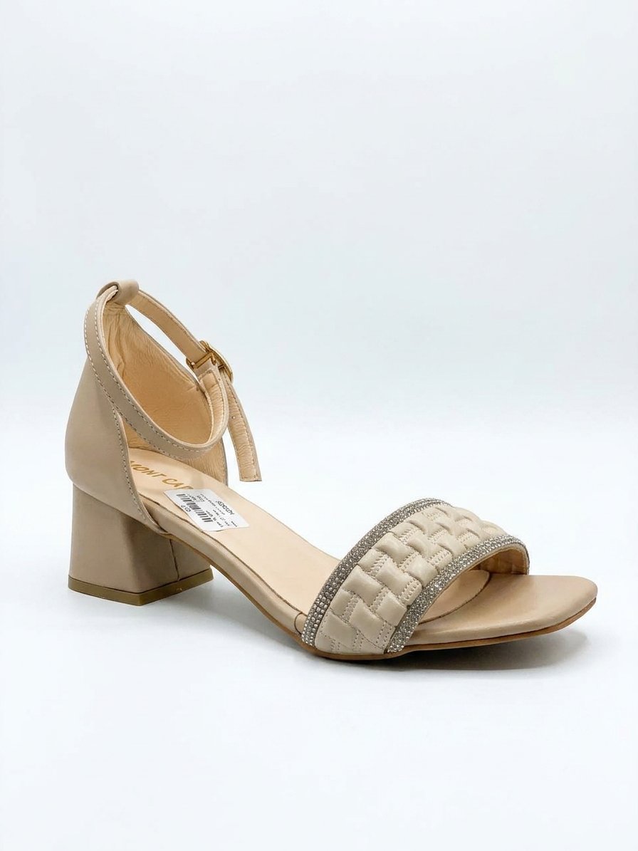 Leather shoes with a 3cm heel 585