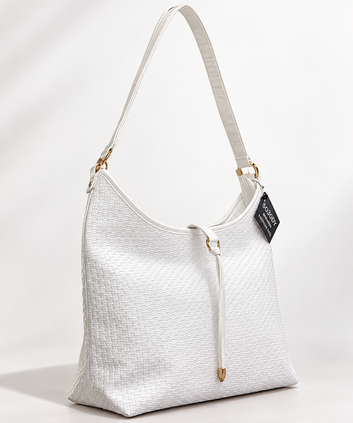 WOVEN HOBO BAG
