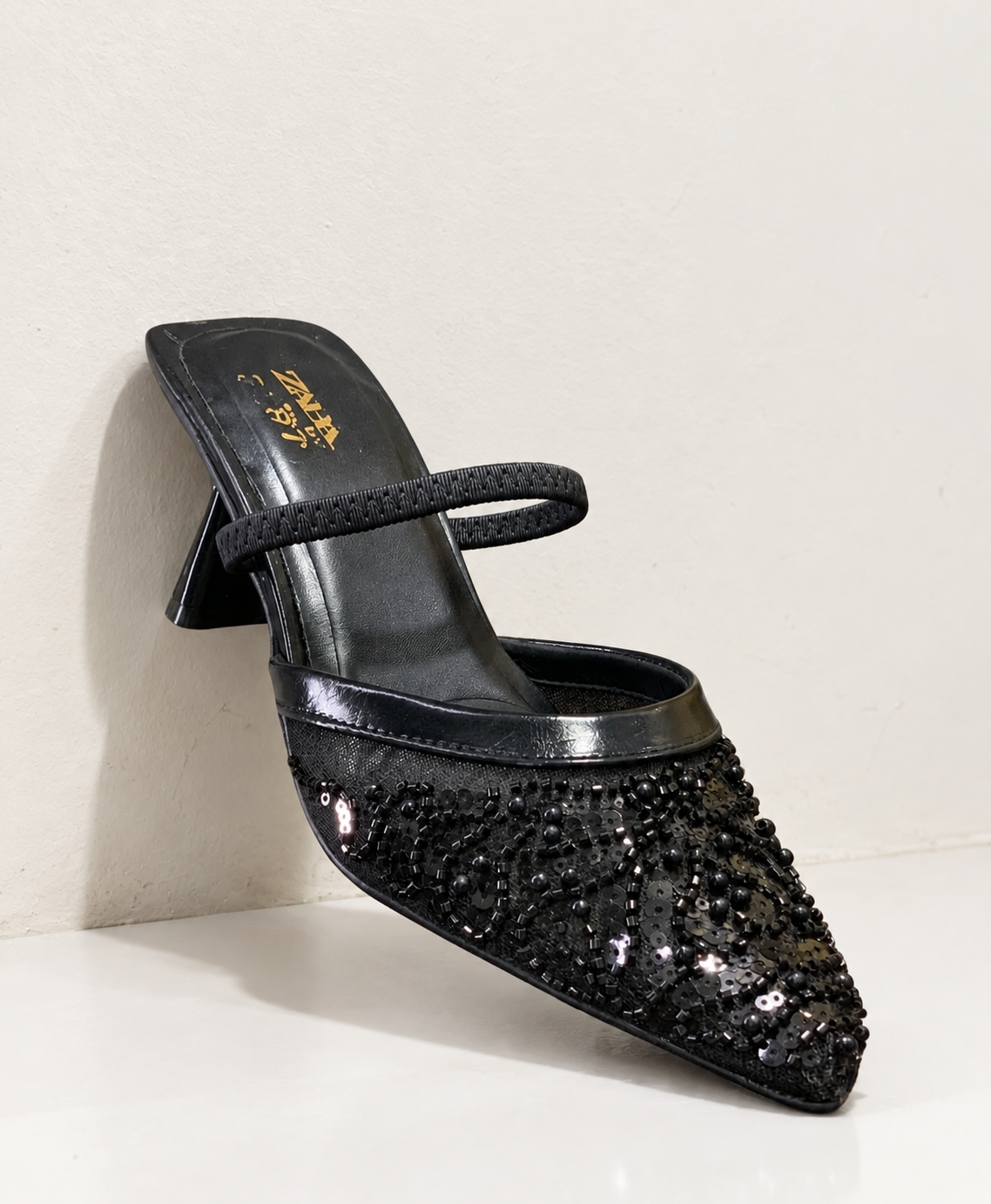 GLAMOR SLIP-ON HEELS