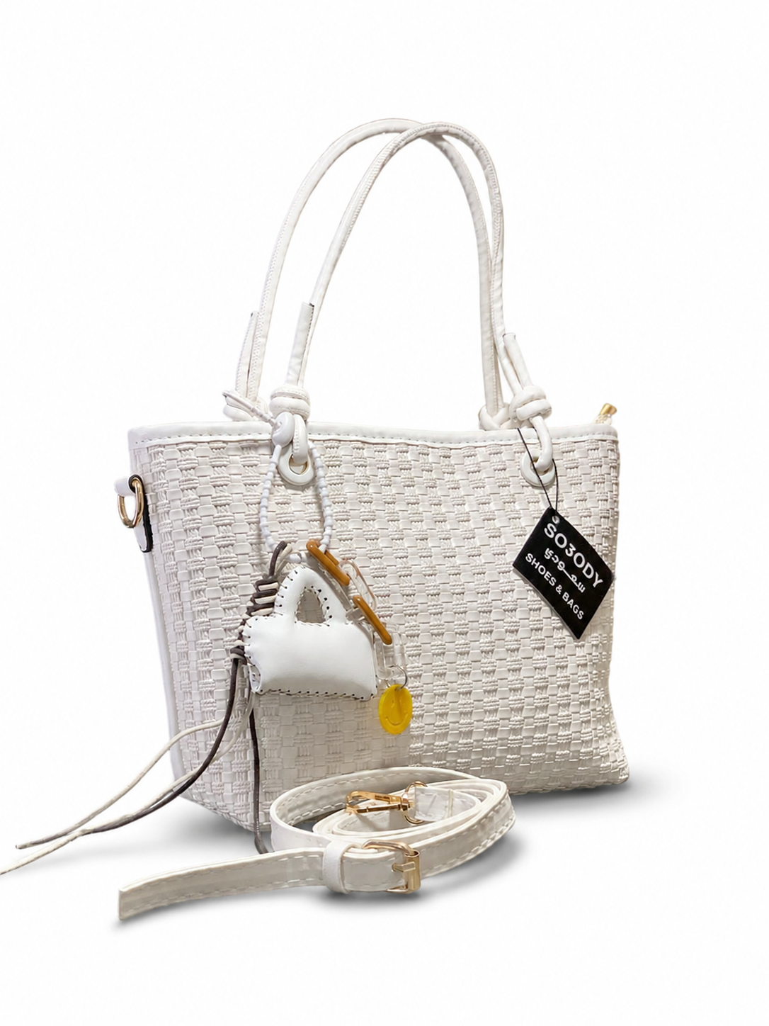 WOVEN HAND BAG WITH CHARM
