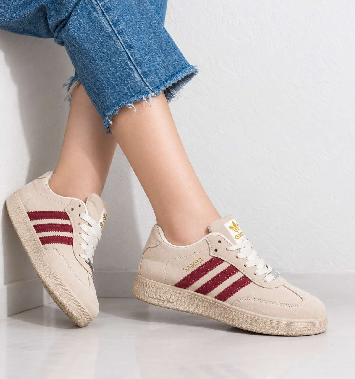 ADIDAS SAMBA SNEAKERS