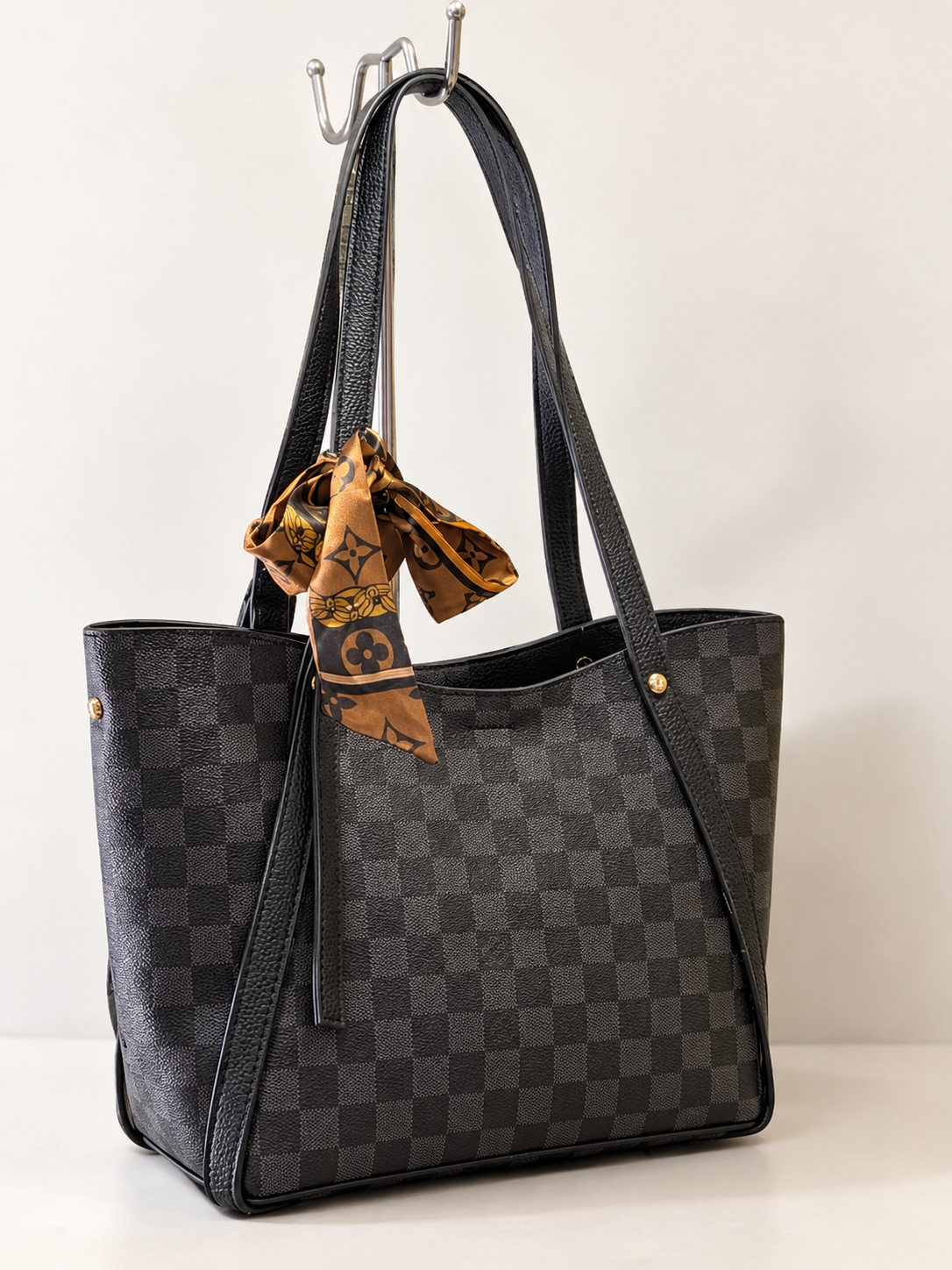 SHOULDER TOTE BAG