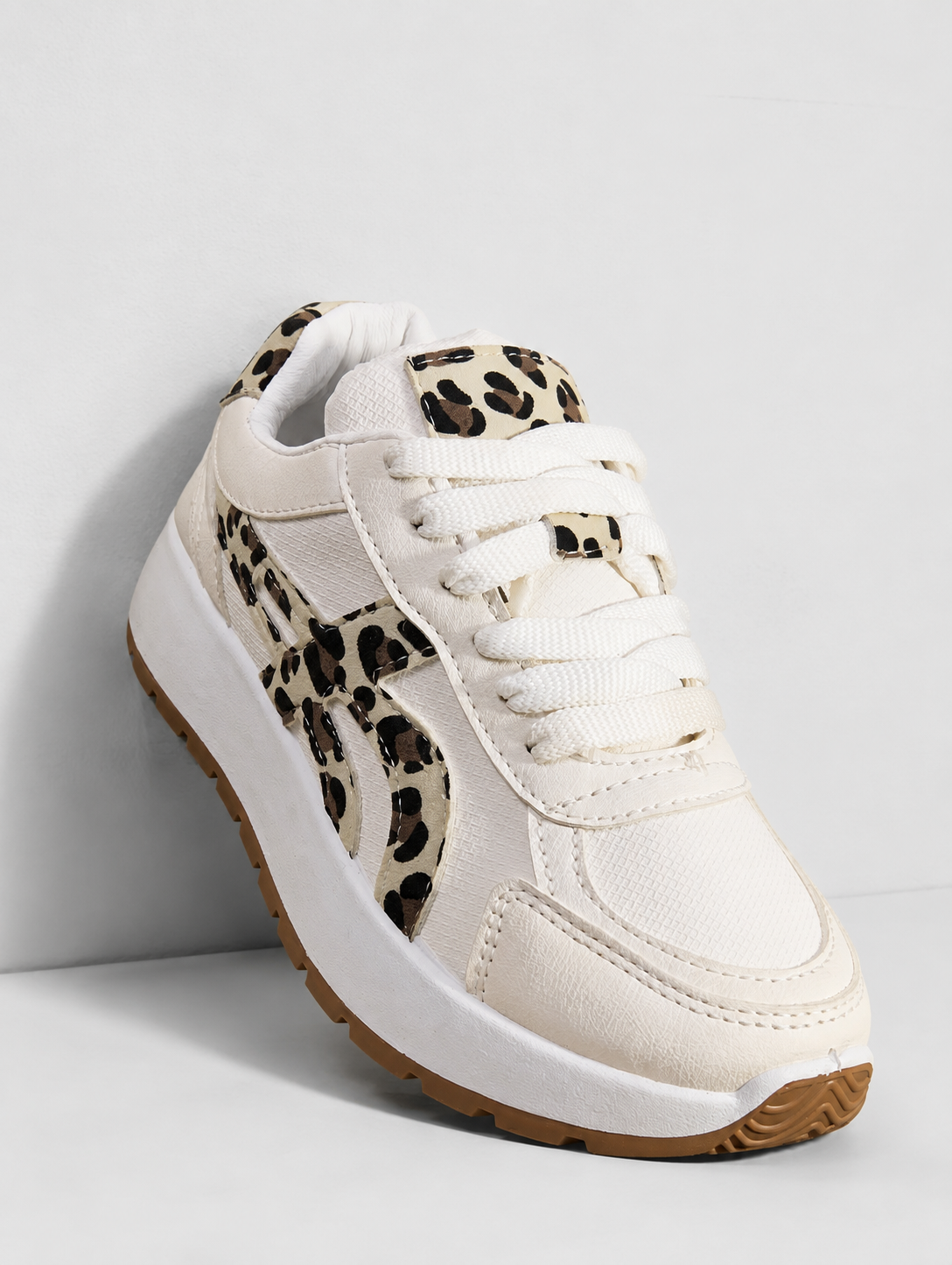 ADIDAS RETRO SNEAKERS