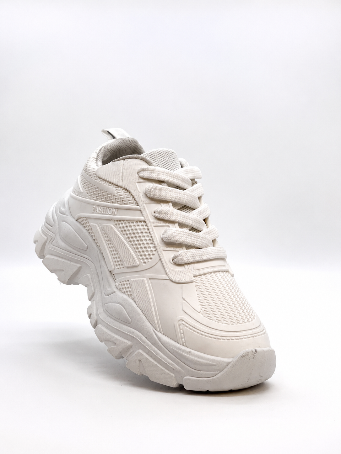 CHUNKY SNEAKERS