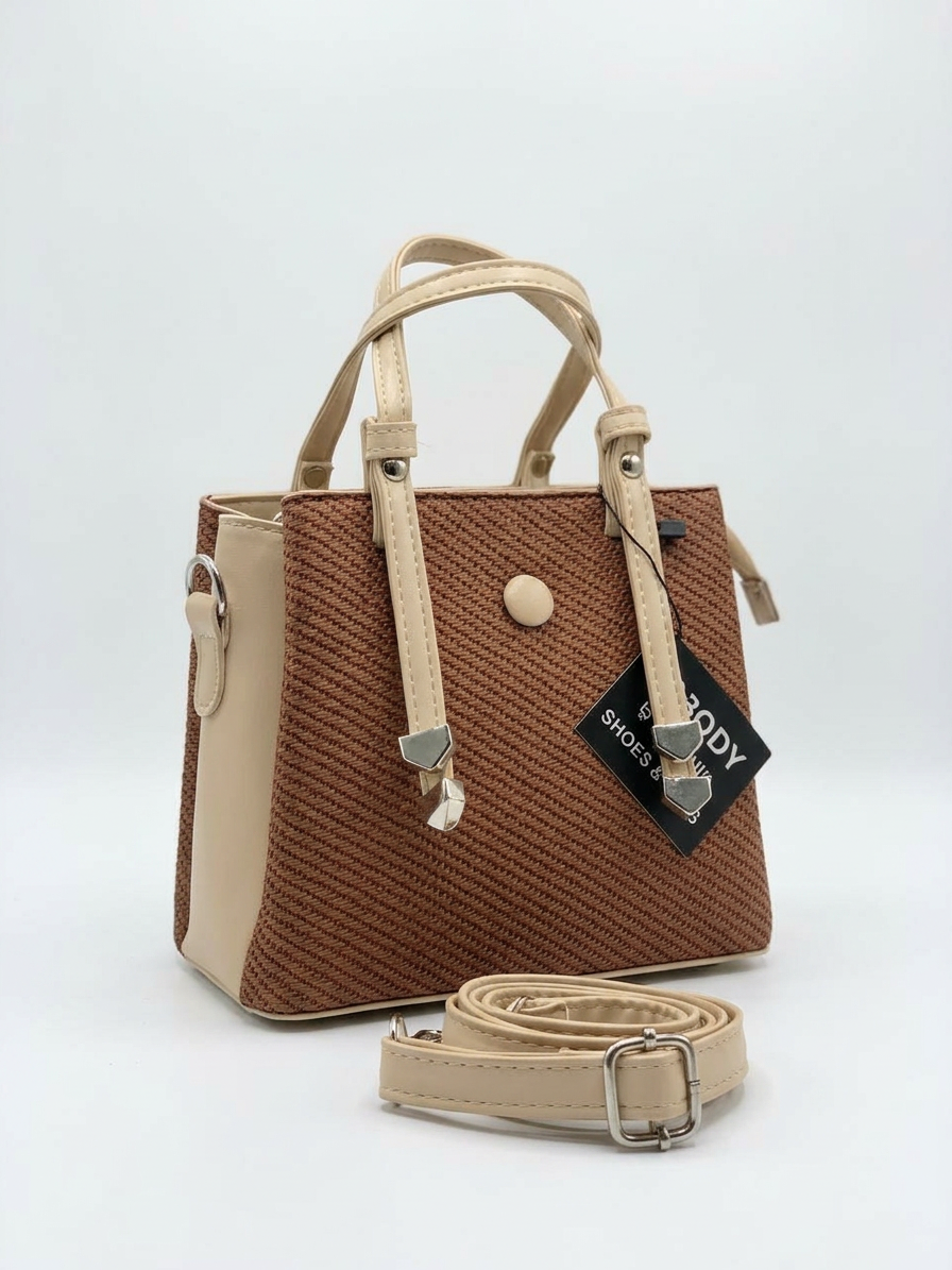 Button strap bag hand + cross